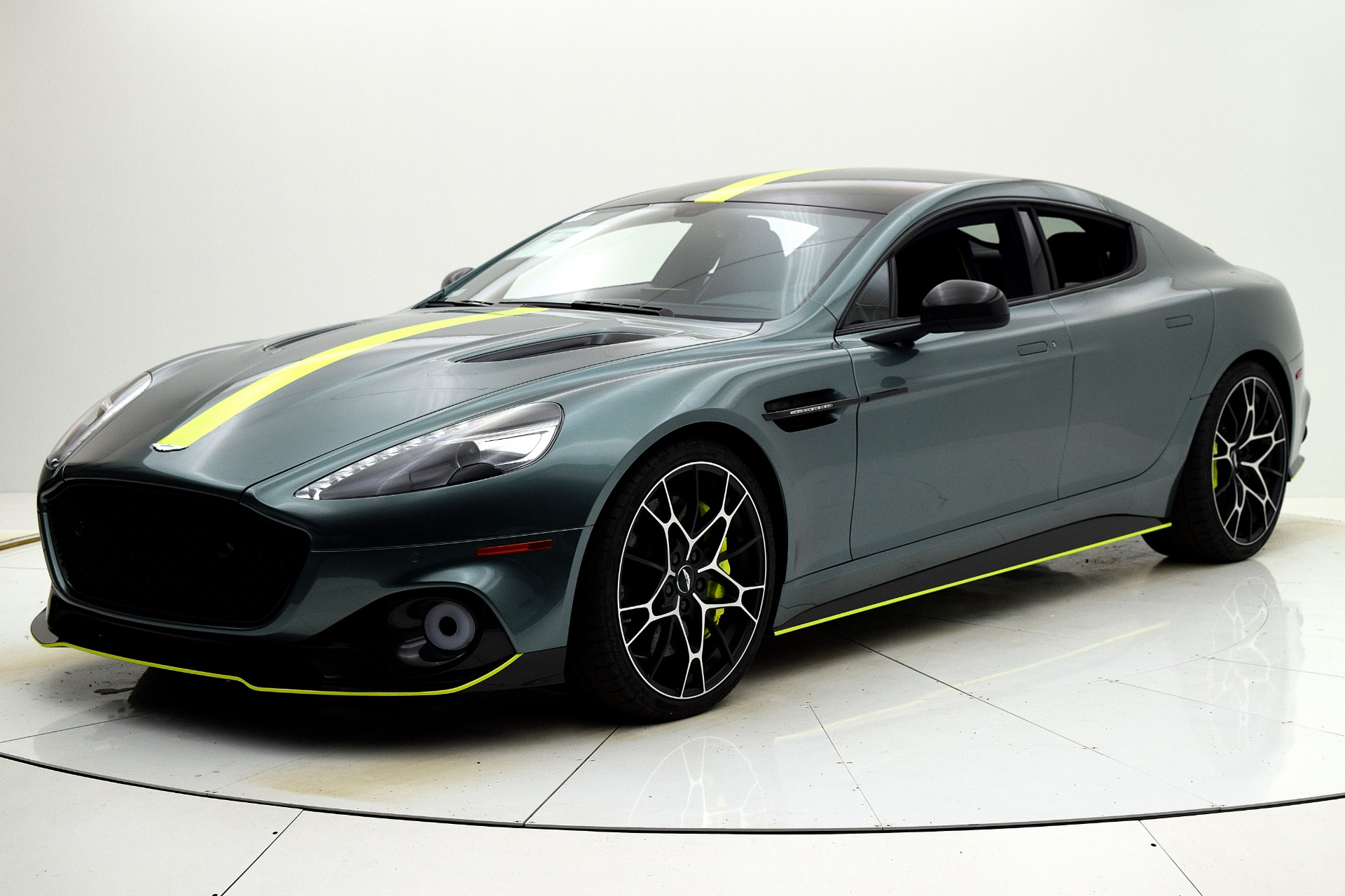 Aston Martin Rapide AMR