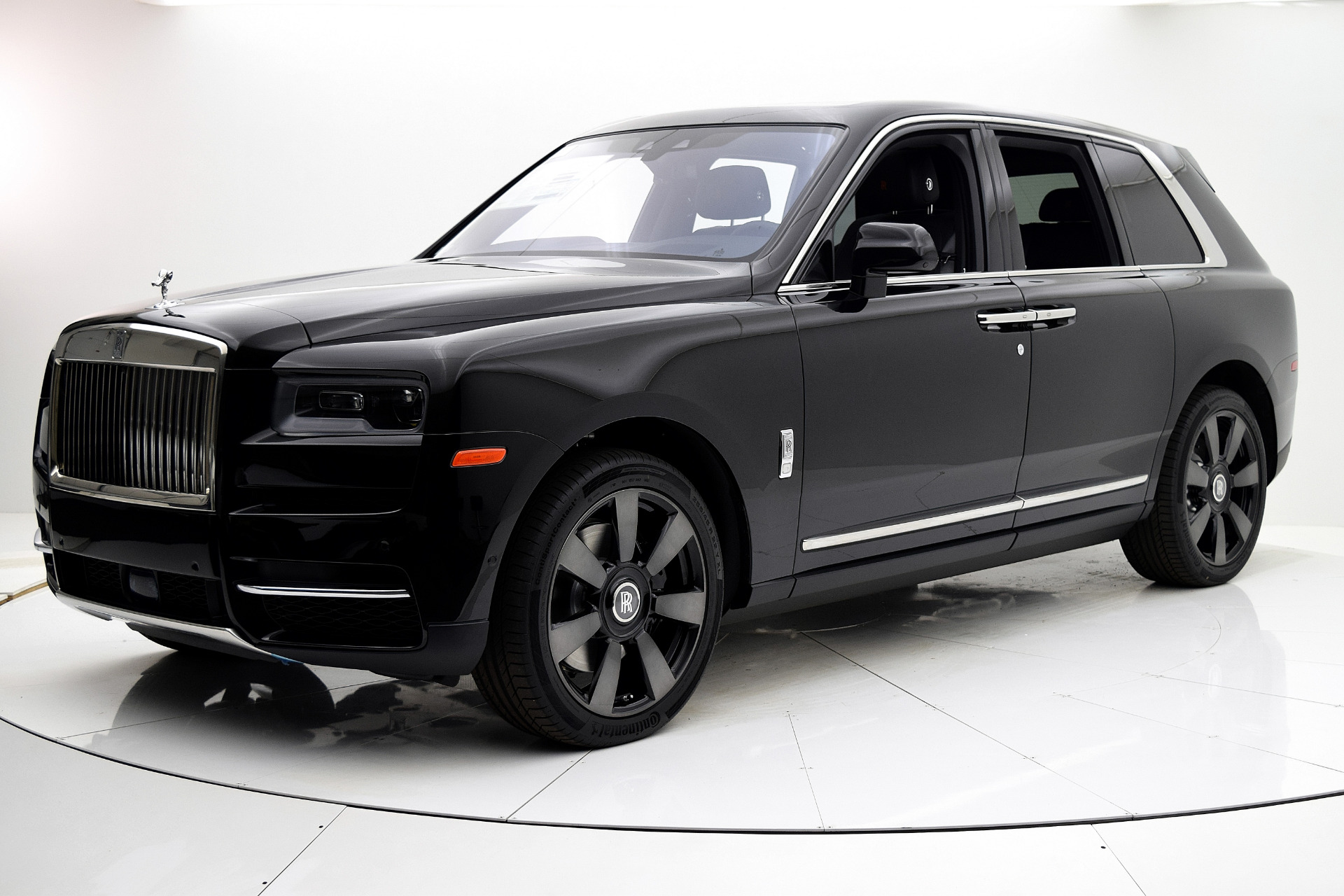 New 2019 Rolls-Royce Cullinan for sale Sold at F.C. Kerbeck Aston Martin in Palmyra NJ 08065 2