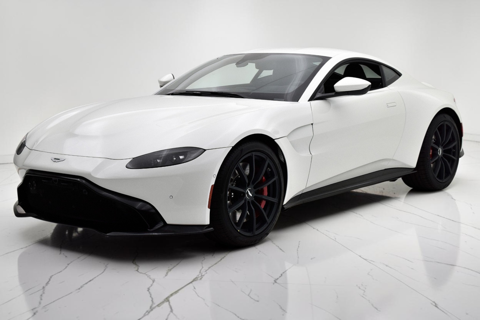 Used 2020 Aston Martin Vantage Coupe for sale $109,000 at F.C. Kerbeck Aston Martin in Palmyra NJ 08065 2