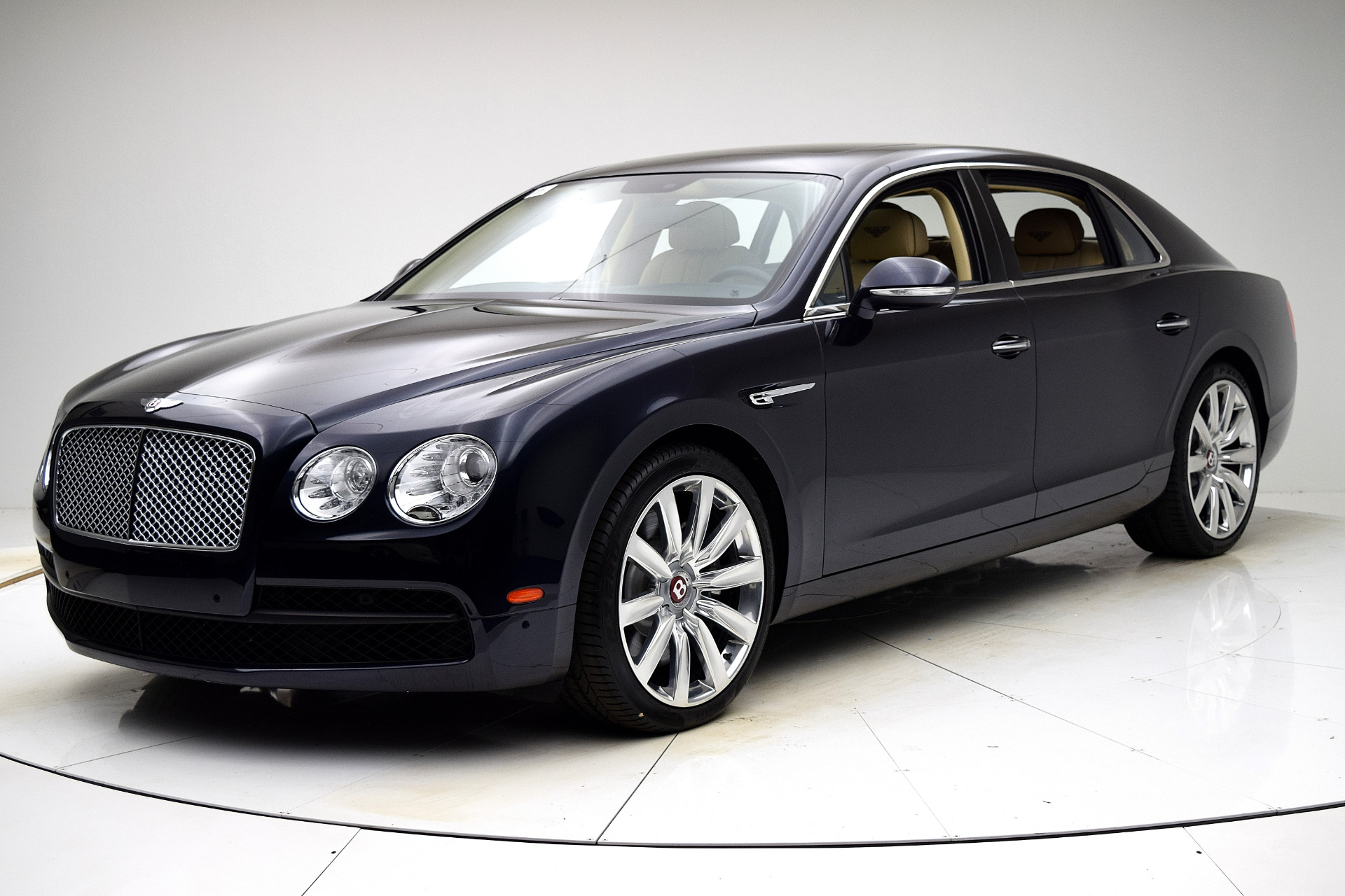 Used 2016 Bentley Flying Spur V8 for sale Sold at F.C. Kerbeck Aston Martin in Palmyra NJ 08065 2