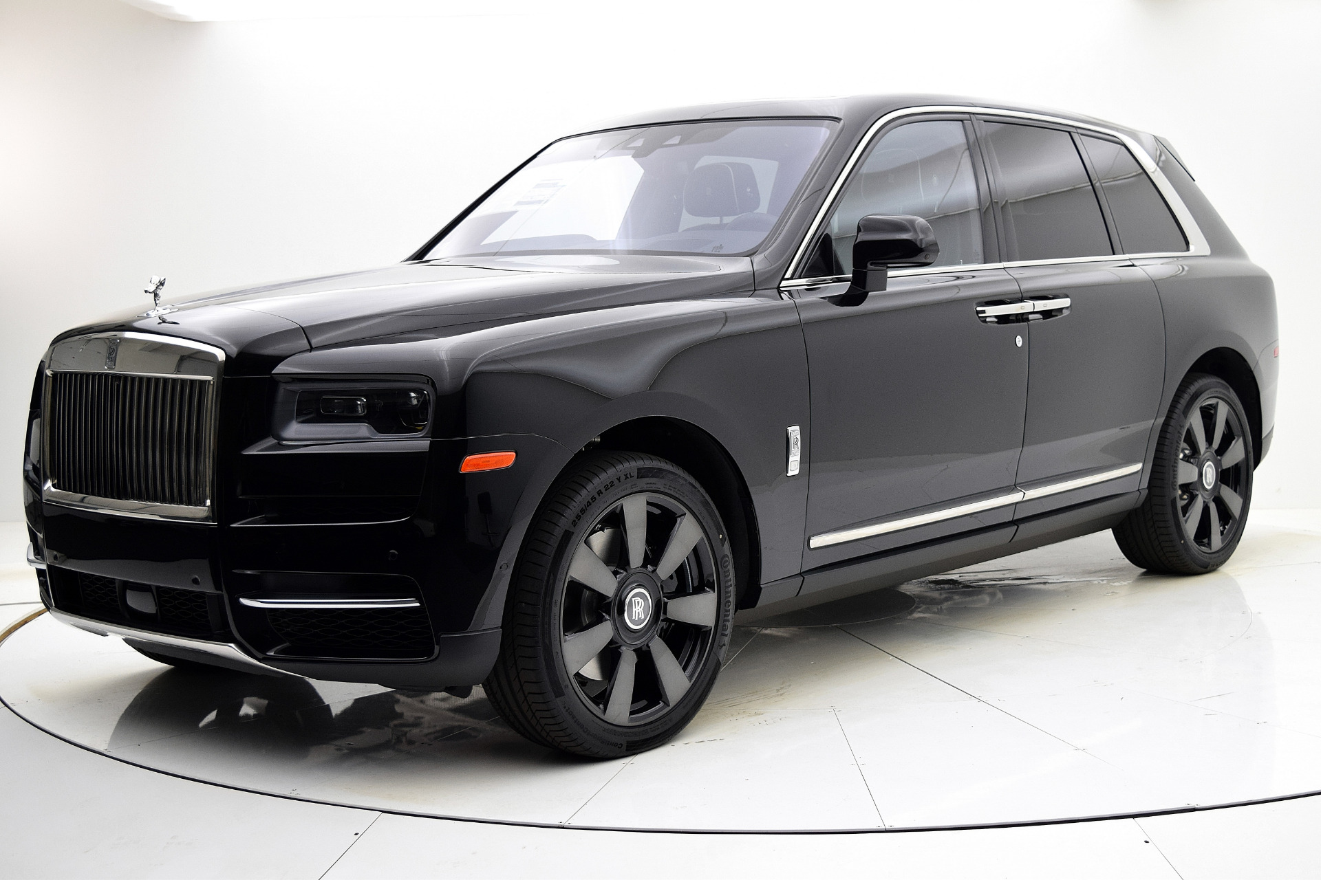 New 2020 Rolls-Royce Cullinan for sale Sold at F.C. Kerbeck Aston Martin in Palmyra NJ 08065 2