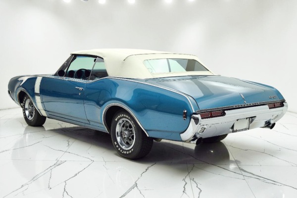 Used 1968 Oldsmobile 442 Convertible from the Kerbeck Collection for sale $95,000 at F.C. Kerbeck Aston Martin in Palmyra NJ 08065 4