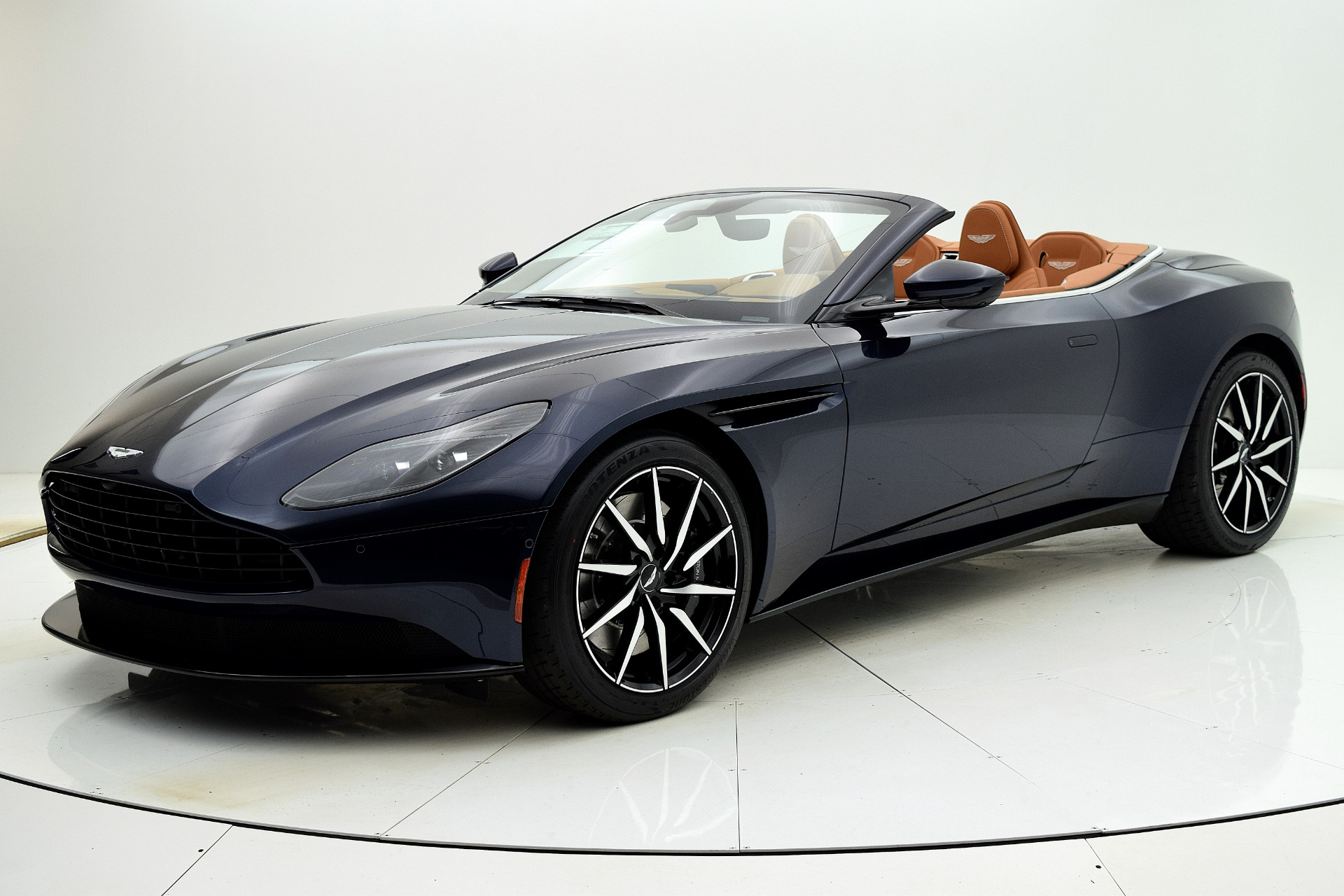 New 2021 Aston Martin DB11 Volante for sale Sold at F.C. Kerbeck Aston Martin in Palmyra NJ 08065 2