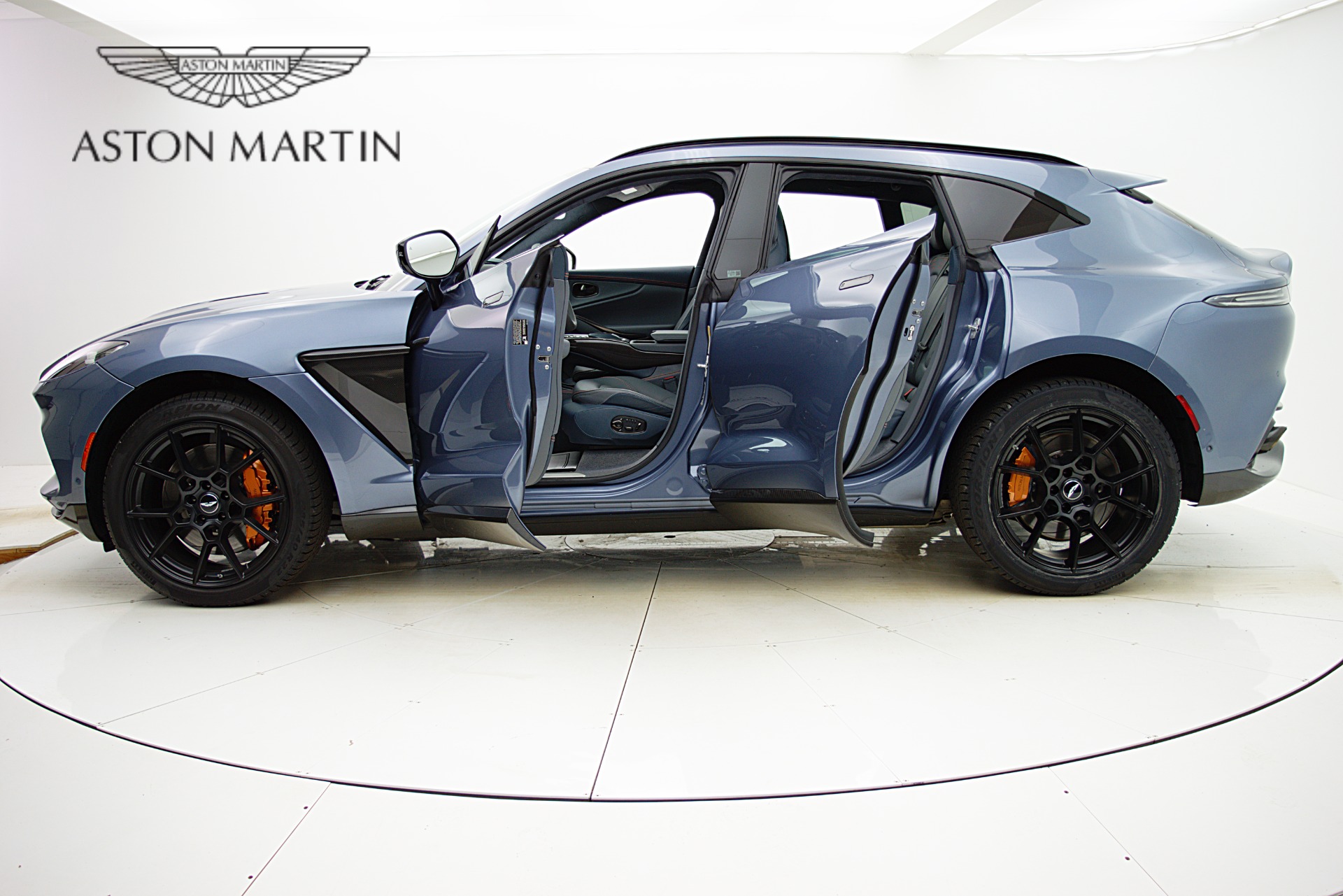 Aston Martin DBX セーフティカー 2021 Used 2021 Aston Martin DBX For Sale ($159,900) | Marino