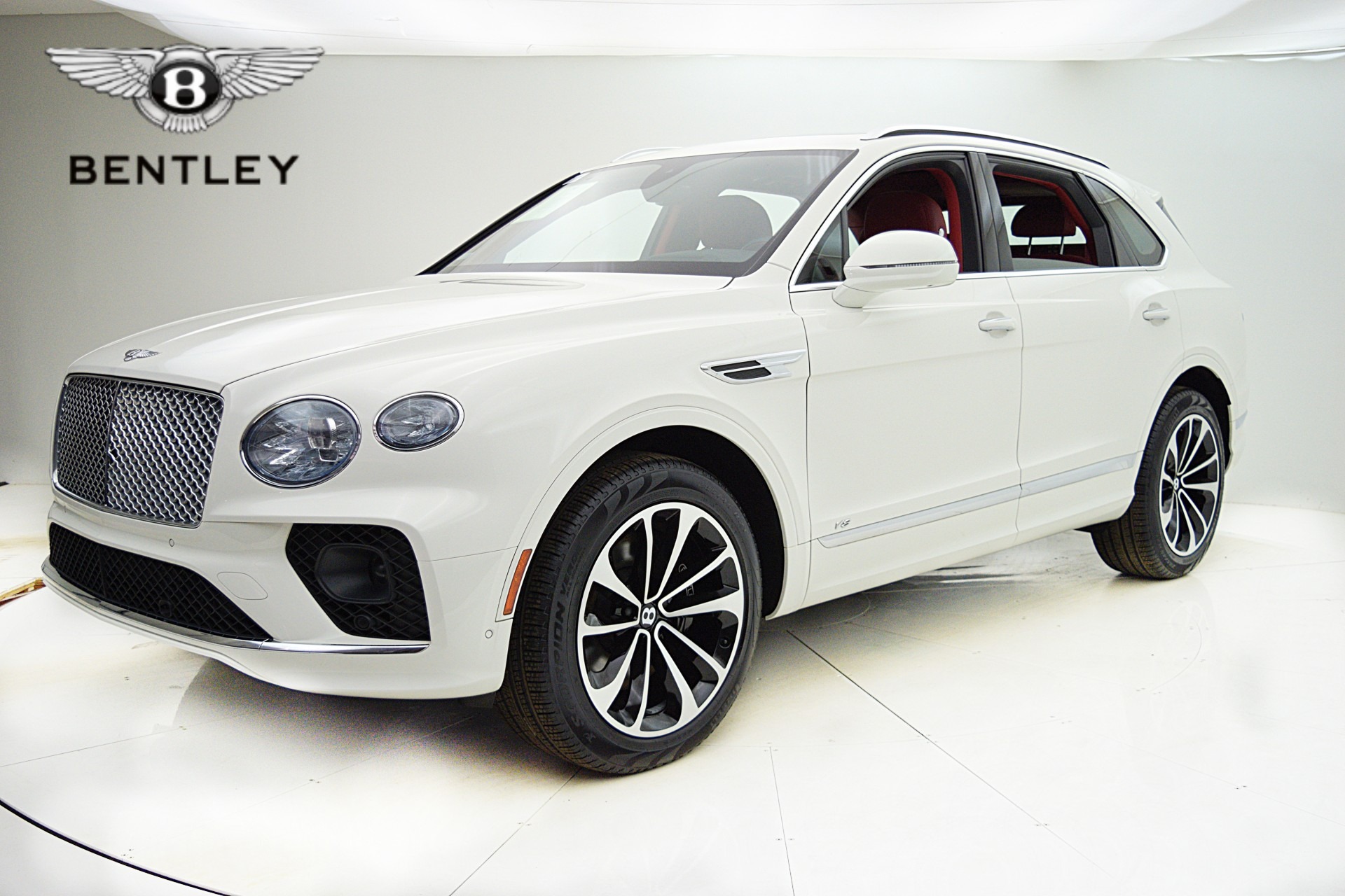 Used 2021 Bentley Bentayga V8/LEASE OPTIONS AVAILABLE for sale Sold at F.C. Kerbeck Aston Martin in Palmyra NJ 08065 2