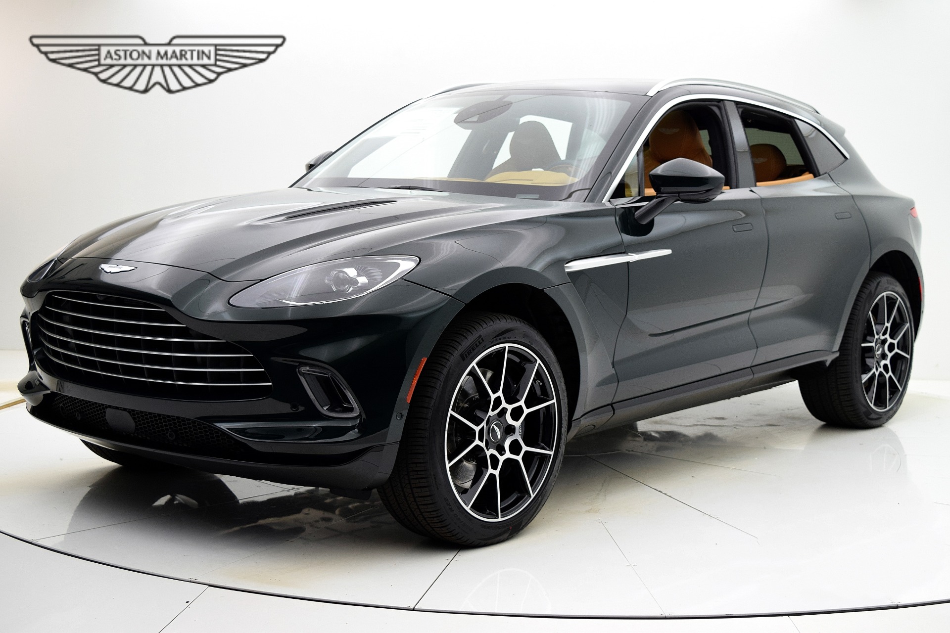 Used 2021 Aston Martin DBX for sale $129,000 at F.C. Kerbeck Aston Martin in Palmyra NJ 08065 2