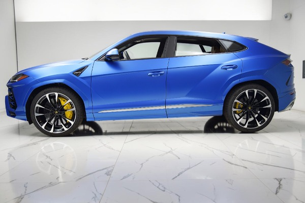 Used 2022 Lamborghini Urus /SELEZIONE PRE-OWNED CERTIFIED for sale $219,000 at F.C. Kerbeck Aston Martin in Palmyra NJ 08065 3