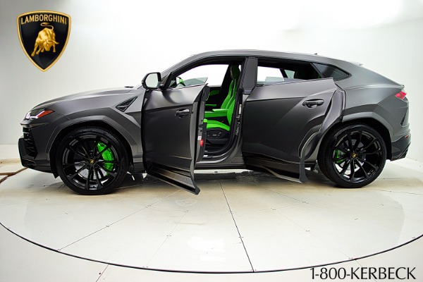 Used 2022 Lamborghini Urus / LEASE OPTIONS AVAILABLE for sale $299,000 at F.C. Kerbeck Aston Martin in Palmyra NJ 08065 4