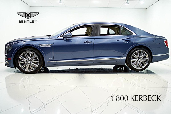 Used 2022 Bentley Flying Spur Hybrid for sale $149,000 at F.C. Kerbeck Aston Martin in Palmyra NJ 08065 3