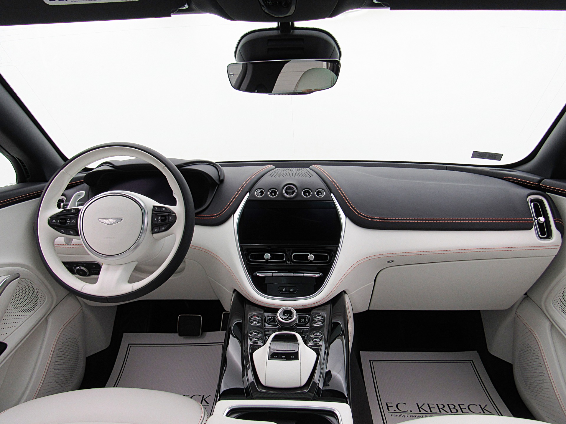 2023 Aston Martin DBX 707 - Photo 20