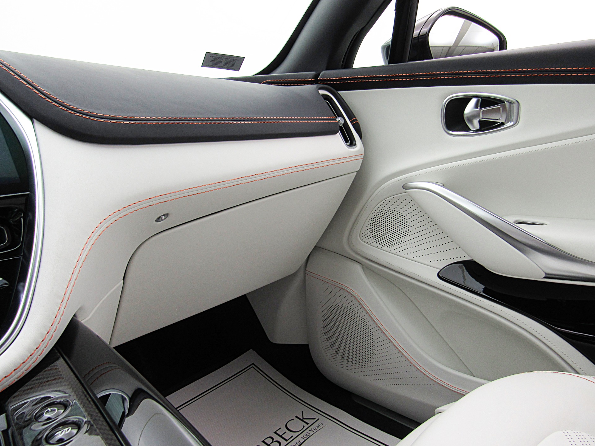2023 Aston Martin DBX 707 - Photo 40