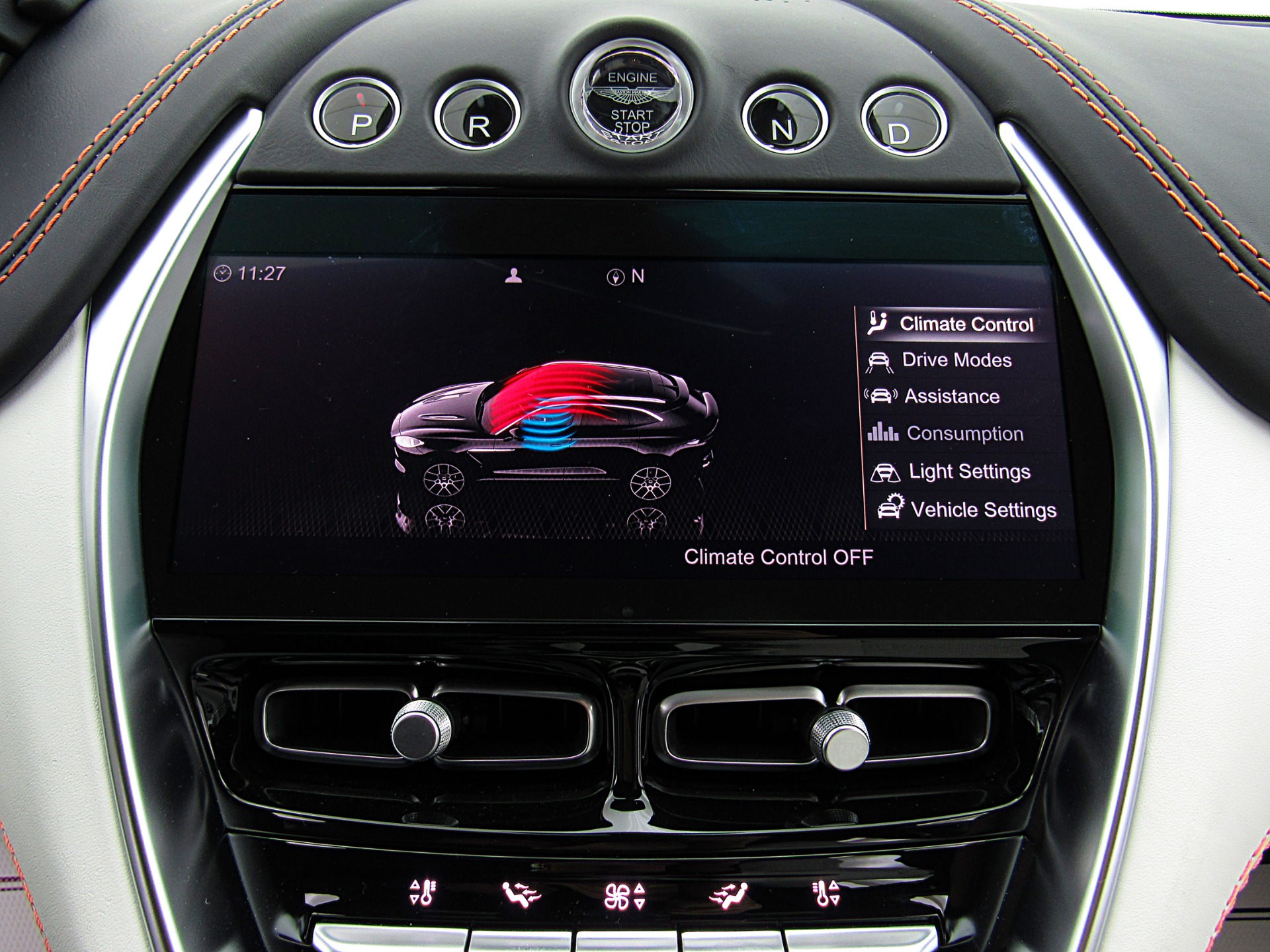 2023 Aston Martin DBX 707 - Photo 43