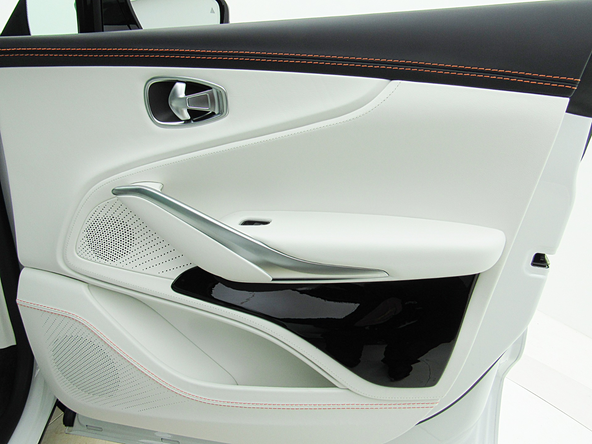 2023 Aston Martin DBX 707 - Photo 52