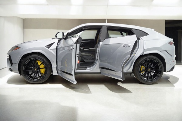 Used 2023 Lamborghini Urus S/SELEZIONE PRE-OWNED CERTIFIED for sale $245,000 at F.C. Kerbeck Aston Martin in Palmyra NJ 08065 4
