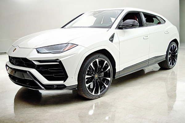Used Used 2022 Lamborghini Urus /SELEZIONE PRE-OWNED CERTIFIED for sale $239,000 at F.C. Kerbeck Aston Martin in Palmyra NJ