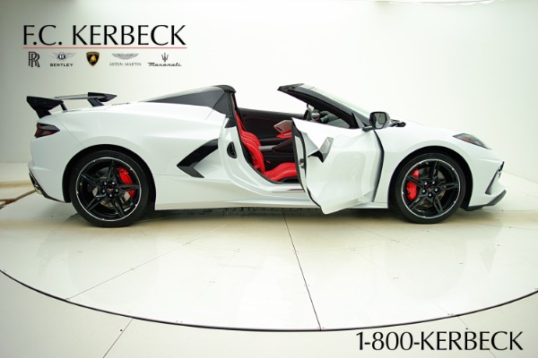 Used 2021 Chevrolet Corvette 2LT Convertible WAS PRICE $119,000 NOW PRICE $114,000 UNTIL MAY 31ST for sale $114,000 at F.C. Kerbeck Aston Martin in Palmyra NJ 08065 4
