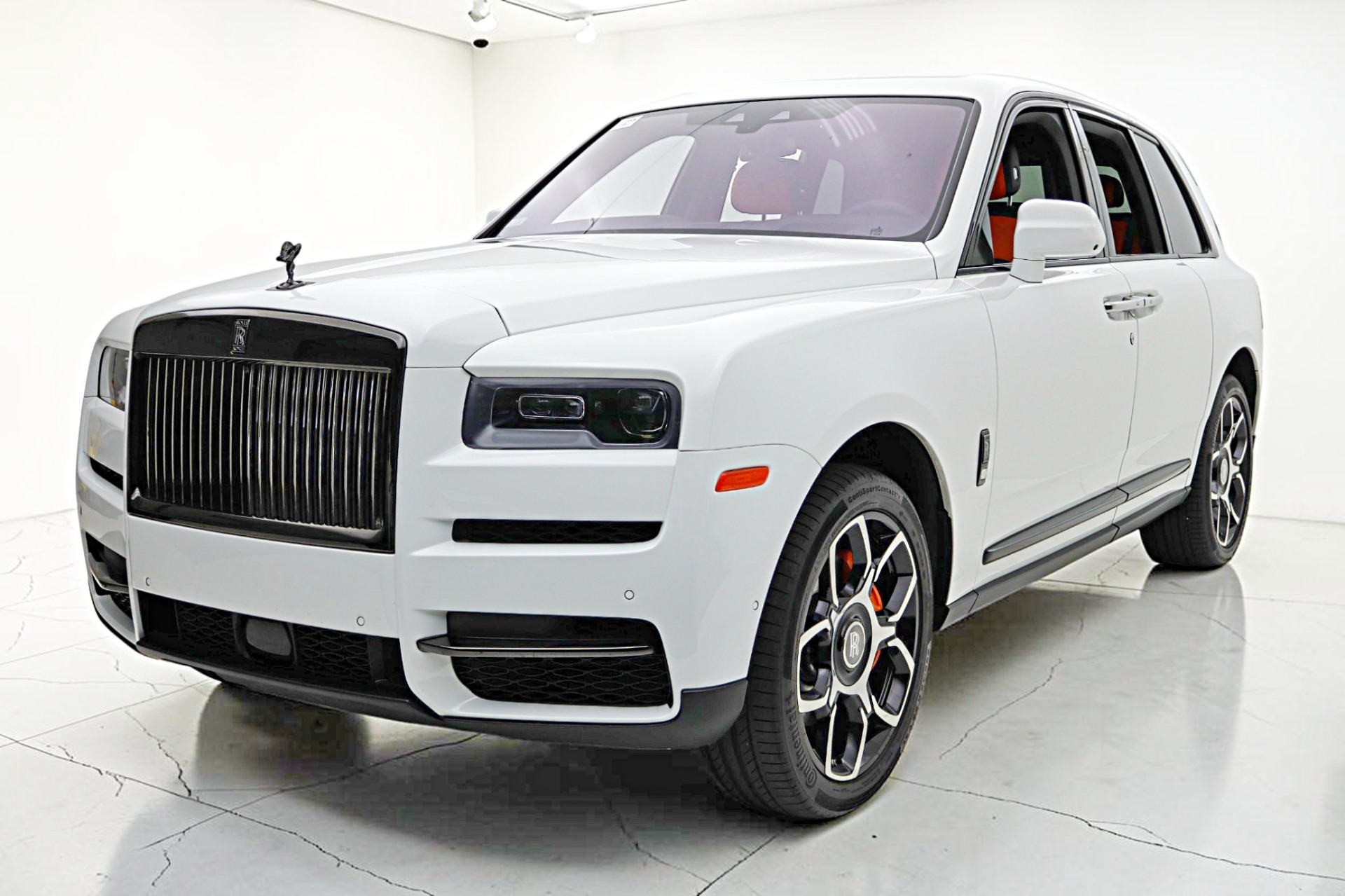 Used 2023 Rolls-Royce Black Badge Cullinan for sale $359,000 at F.C. Kerbeck Aston Martin in Palmyra NJ 08065 2