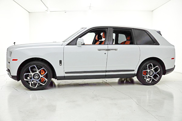 Used 2023 Rolls-Royce Black Badge Cullinan for sale $359,000 at F.C. Kerbeck Aston Martin in Palmyra NJ 08065 3