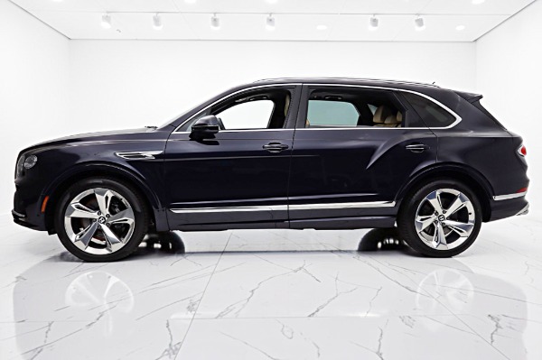 Used 2023 Bentley Bentayga EWB V8 for sale $165,000 at F.C. Kerbeck Aston Martin in Palmyra NJ 08065 3
