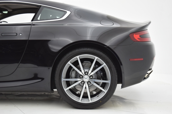 Used 2014 Aston Martin V8 Vantage Coupe for sale Sold at F.C. Kerbeck Aston Martin in Palmyra NJ 08065 3