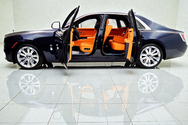 Used 2023 Rolls-Royce  Ghost/LEASE OPTIONS AVAILABLE for sale $285,000 at F.C. Kerbeck Aston Martin in Palmyra NJ 08065 4