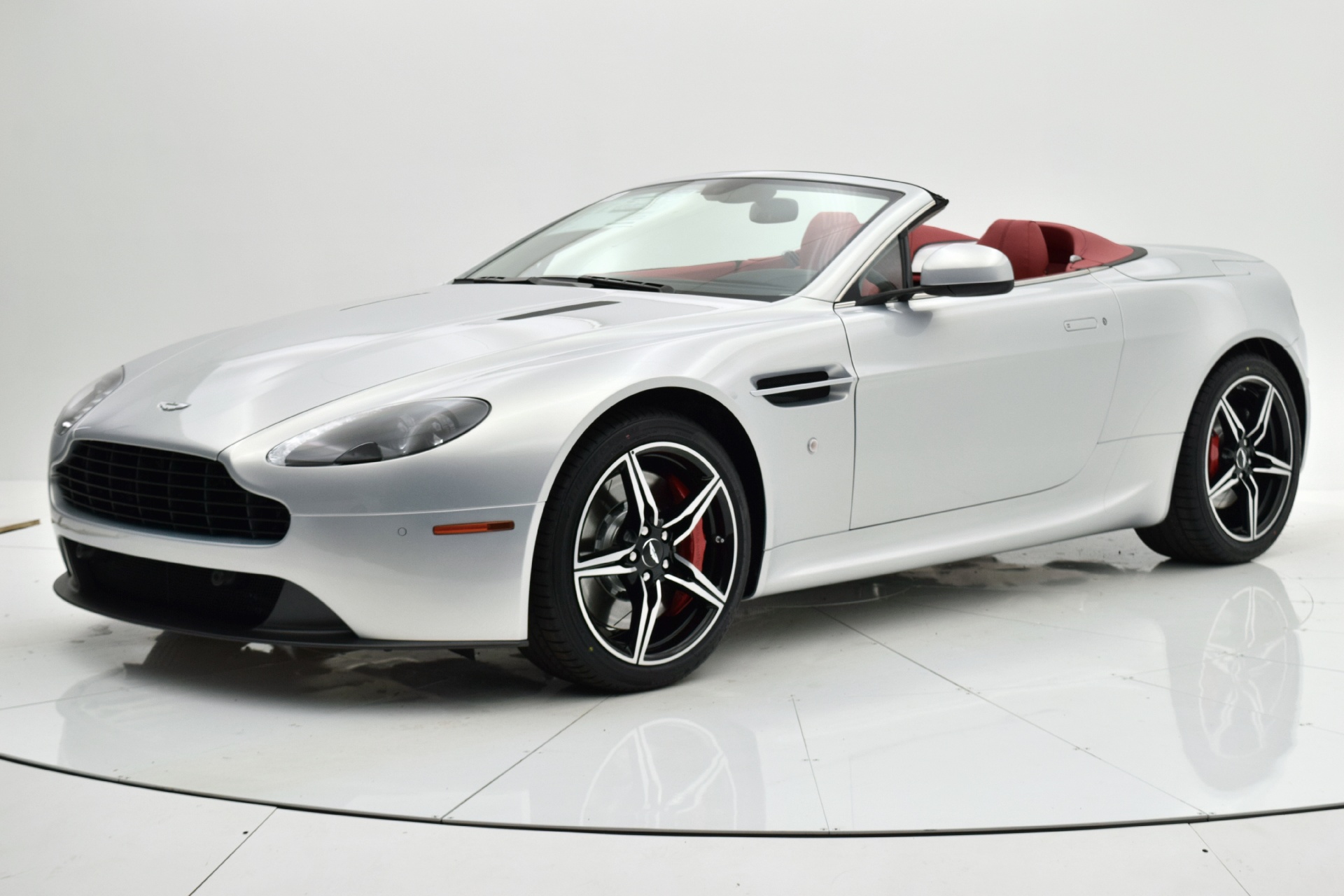 New 2016 Aston Martin V8 Vantage Roadster for sale Sold at F.C. Kerbeck Aston Martin in Palmyra NJ 08065 2