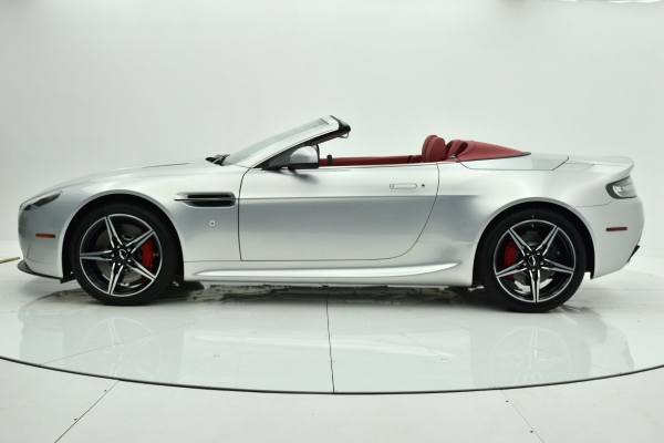 New 2016 Aston Martin V8 Vantage Roadster for sale Sold at F.C. Kerbeck Aston Martin in Palmyra NJ 08065 3