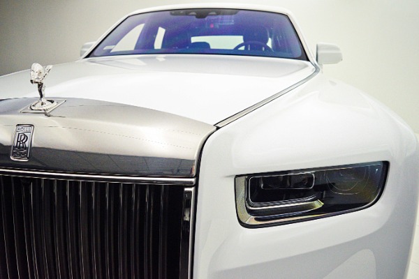 Used 2024 Rolls-Royce Phantom for sale Sold at F.C. Kerbeck Aston Martin in Palmyra NJ 08065 4