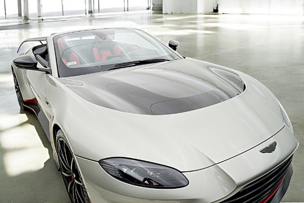 Used 2023 Aston Martin Vantage V12 for sale $299,000 at F.C. Kerbeck Aston Martin in Palmyra NJ 08065 3