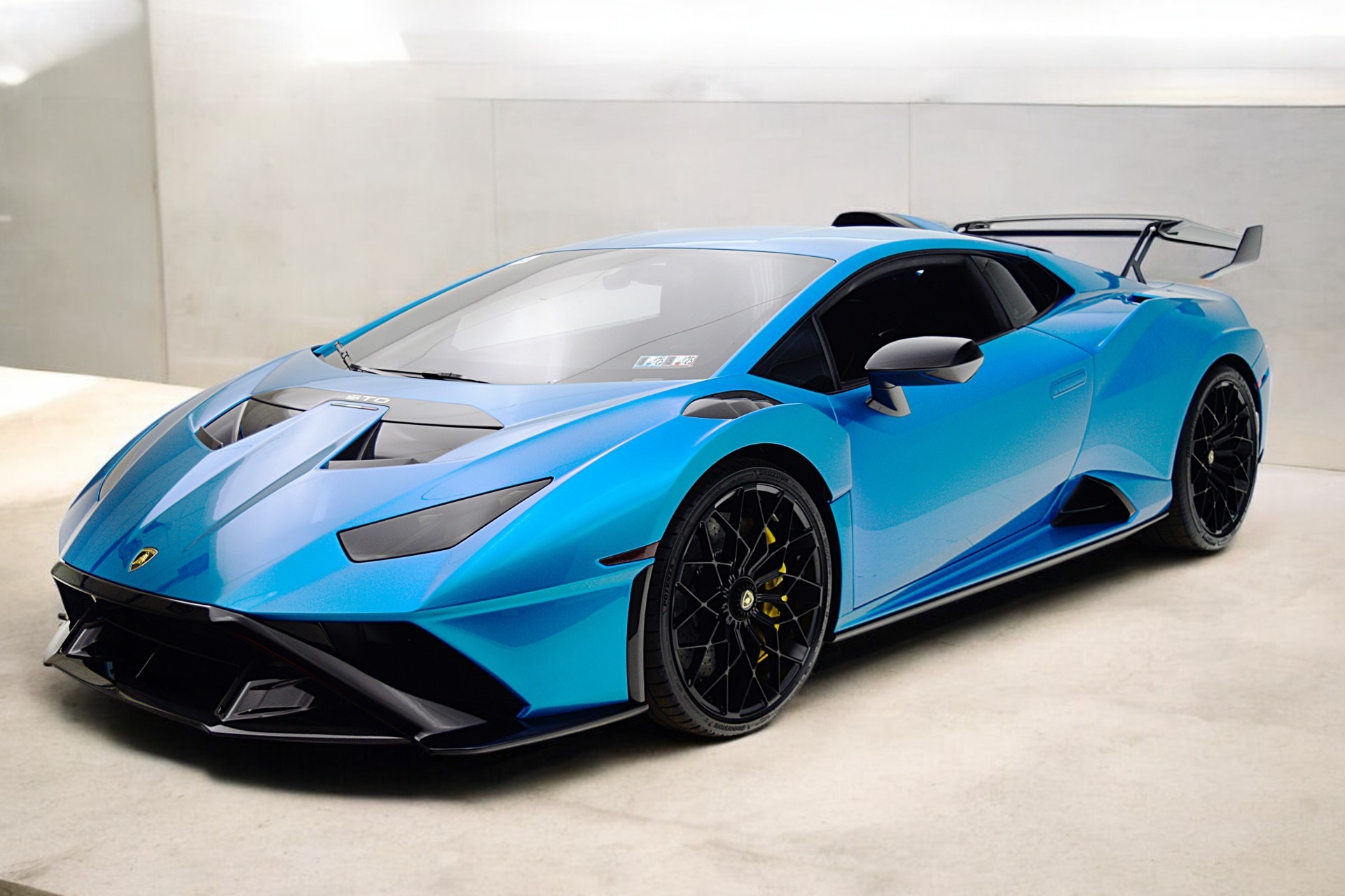 Used 2022 Lamborghini Huracan STO /LEASE OPTIONS AVAILABLE for sale Sold at F.C. Kerbeck Aston Martin in Palmyra NJ 08065 2