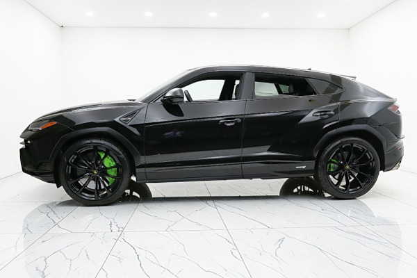 Used 2024 Lamborghini Urus S with AKRAPOVIC EXHAUST for sale $269,000 at F.C. Kerbeck Aston Martin in Palmyra NJ 08065 3