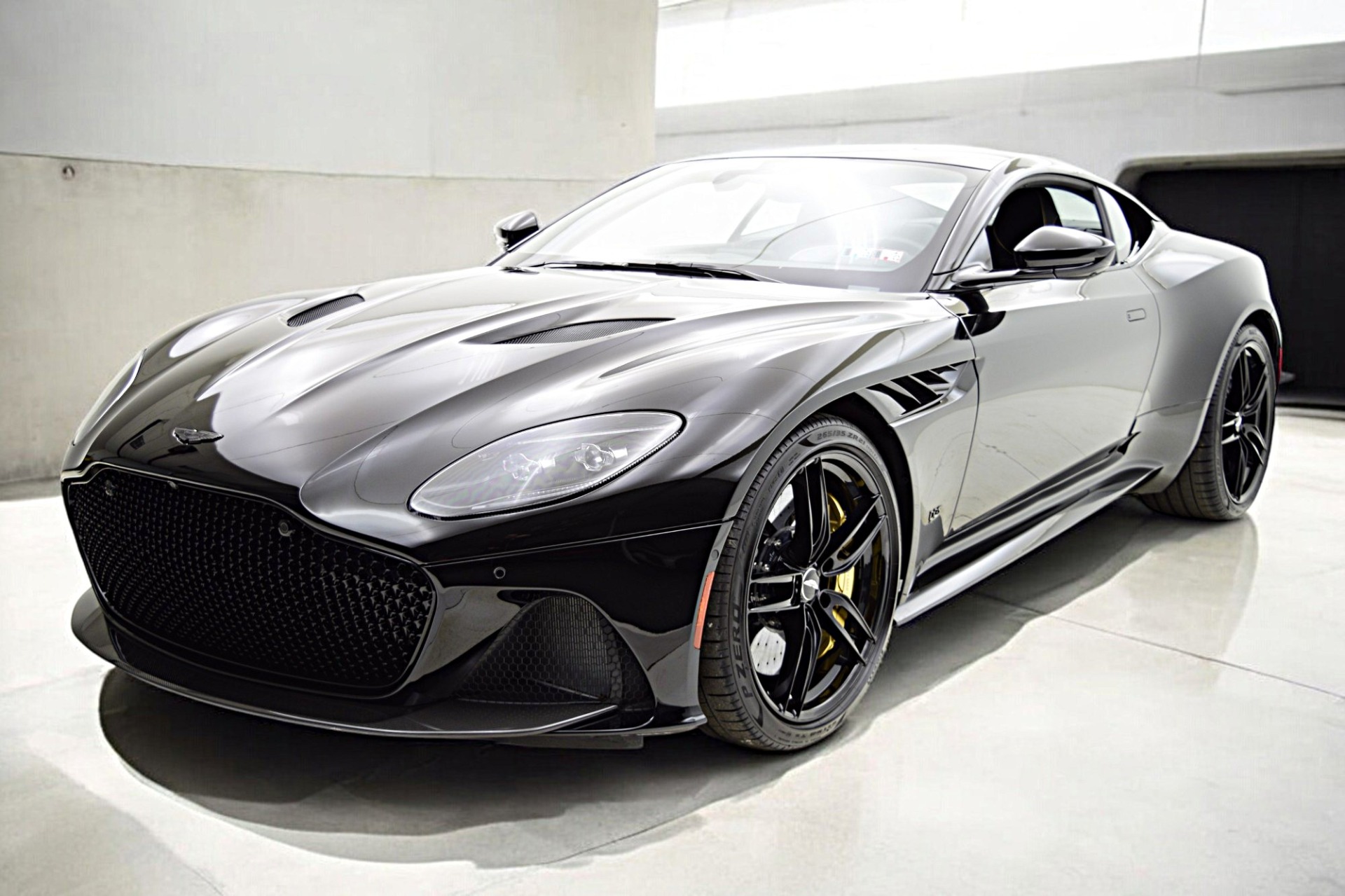 Used 2022 Aston Martin DBS Superleggera for sale Sold at F.C. Kerbeck Aston Martin in Palmyra NJ 08065 2