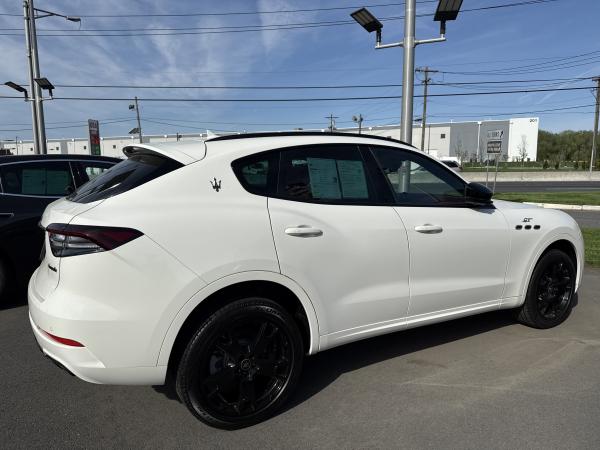 Used 2022 Maserati Levante GT for sale $37,822 at F.C. Kerbeck Aston Martin in Palmyra NJ 08065 4