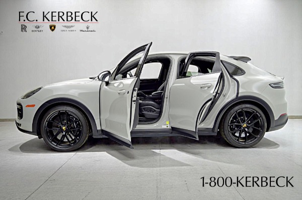 Used 2022 Porsche Cayenne Turbo GT for sale $139,000 at F.C. Kerbeck Aston Martin in Palmyra NJ 08065 4