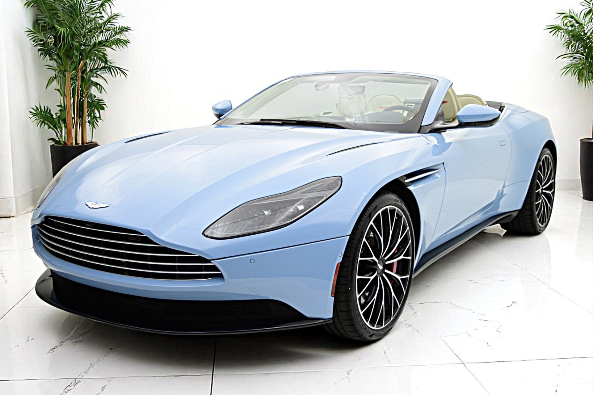 Used 2023 Aston Martin DB11 Volante for sale $178,000 at F.C. Kerbeck Aston Martin in Palmyra NJ 08065 2