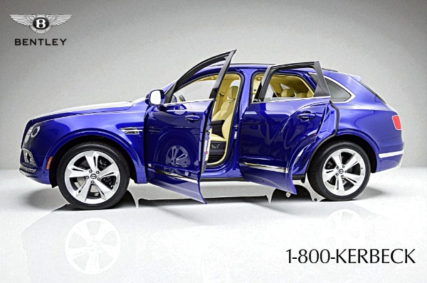 Used 2017 Bentley Bentayga W12 for sale $92,000 at F.C. Kerbeck Aston Martin in Palmyra NJ 08065 4