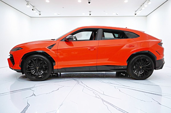 Used 2025 Lamborghini Urus SE/LEASE OPTIONS AVAILABLE for sale $305,000 at F.C. Kerbeck Aston Martin in Palmyra NJ 08065 3