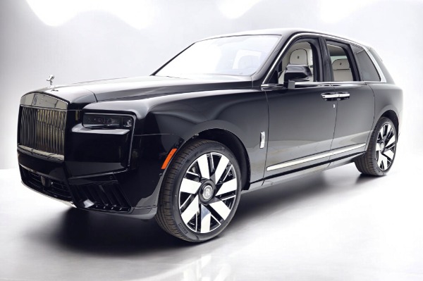 New New 2026 Rolls-Royce Cullinan for sale $490,850 at F.C. Kerbeck Aston Martin in Palmyra NJ