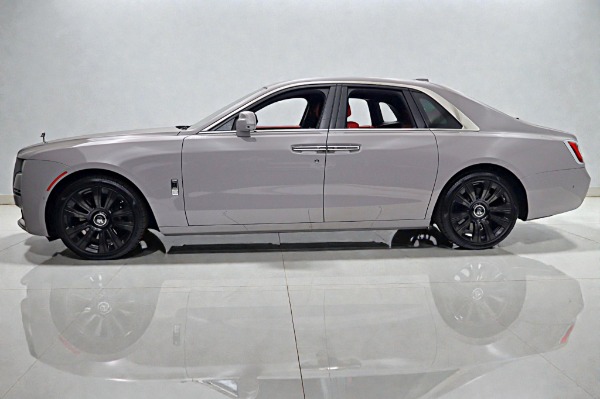 Used 2022 Rolls-Royce Ghost Ghost for sale $275,000 at F.C. Kerbeck Aston Martin in Palmyra NJ 08065 3