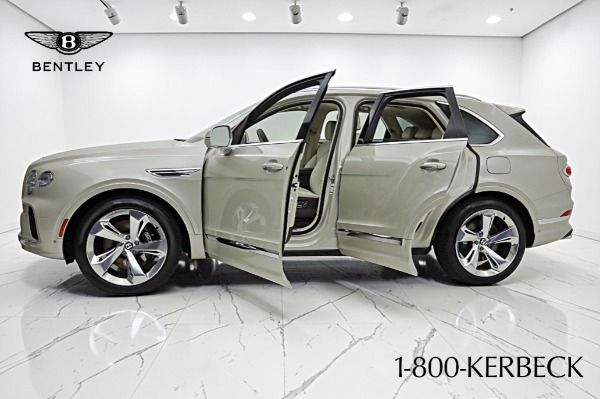 Used 2024 Bentley Bentayga Hybrid V6/LEASE OPTIONS AVAILABLE for sale $175,000 at F.C. Kerbeck Aston Martin in Palmyra NJ 08065 4