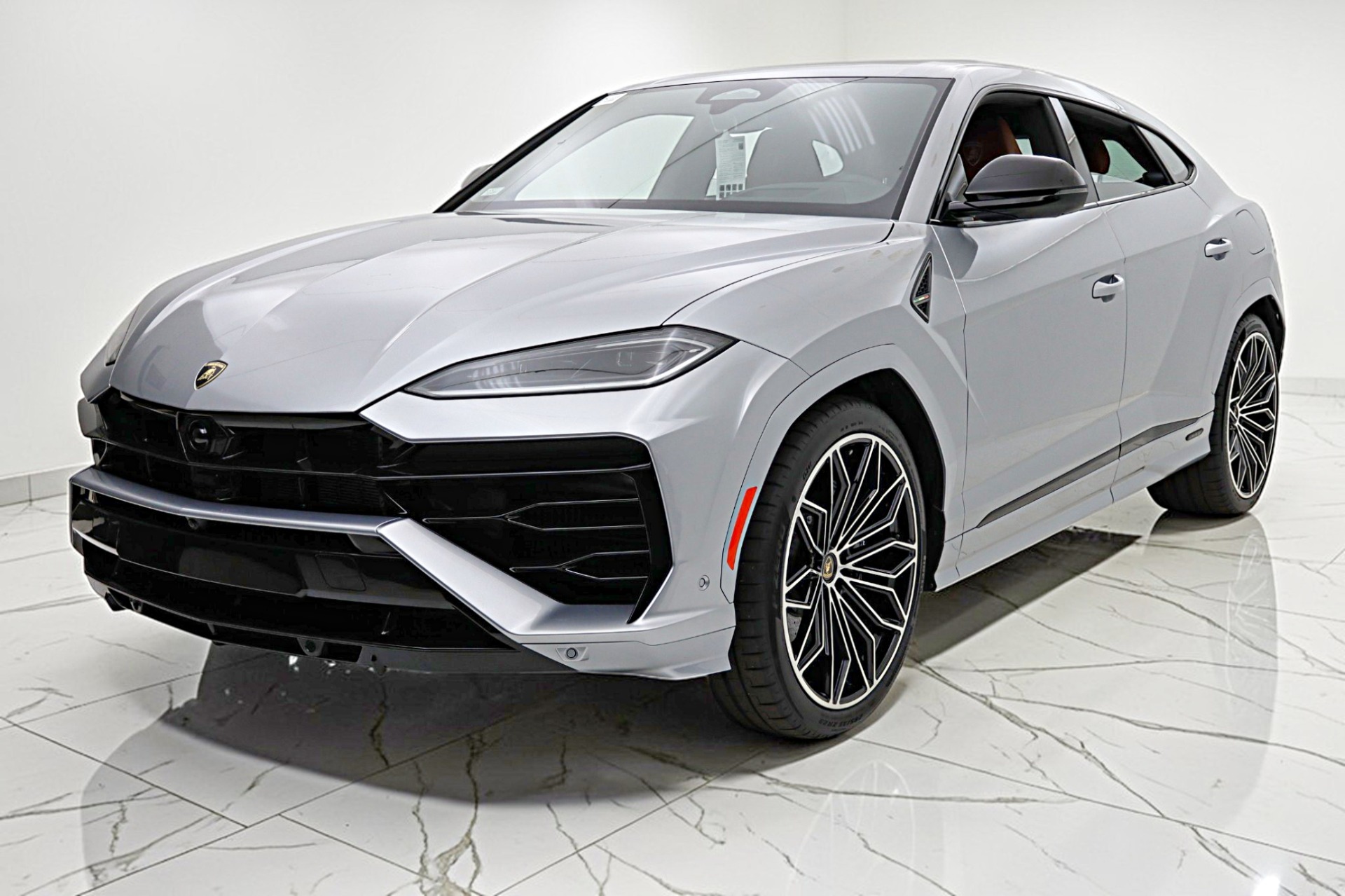 Used 2026 Lamborghini Urus SE/LEASE OPTIONS AVAILABLE for sale $309,000 at F.C. Kerbeck Aston Martin in Palmyra NJ 08065 2