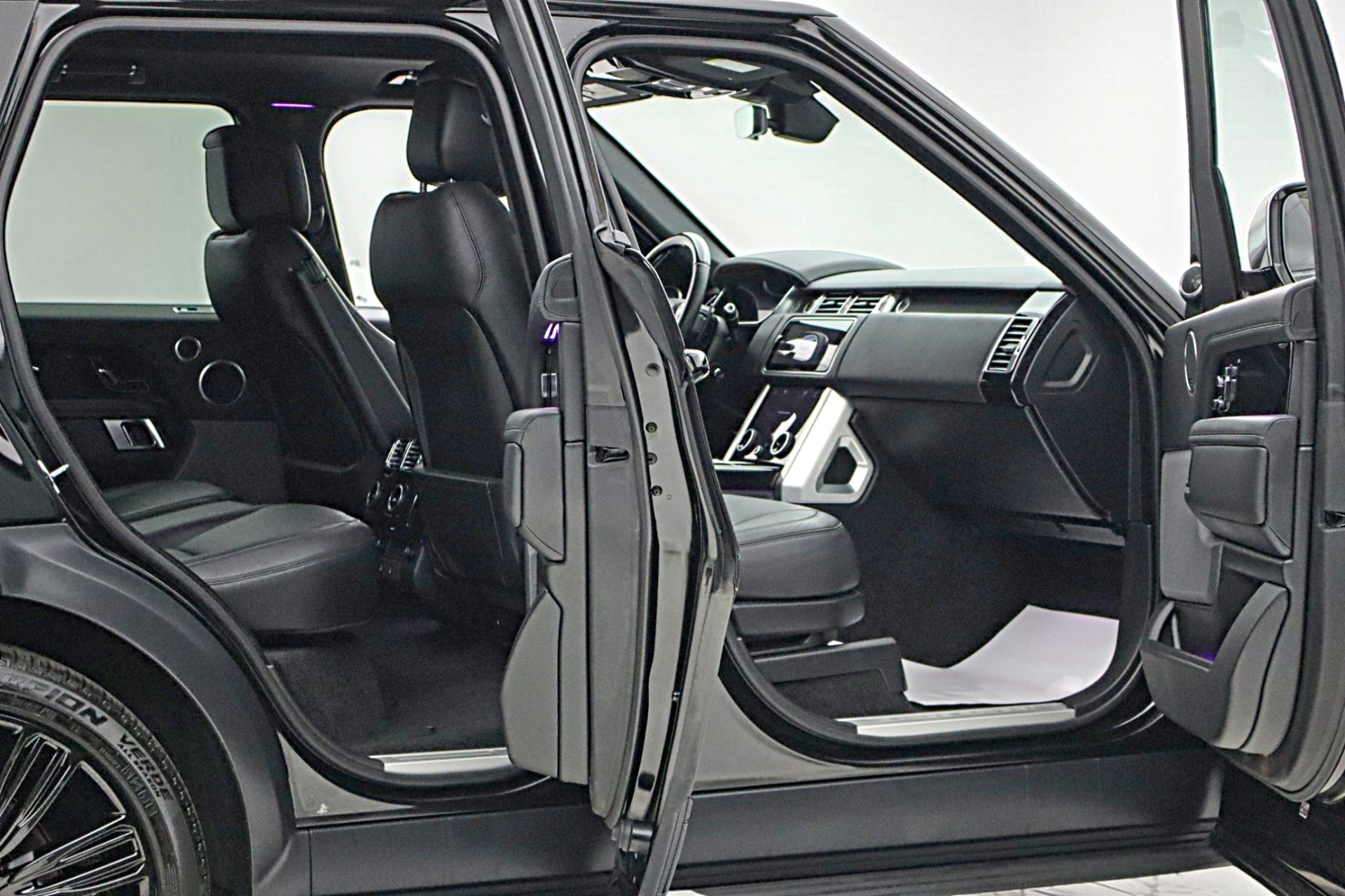 2020 Land Rover Range Rover HSE - Photo 11
