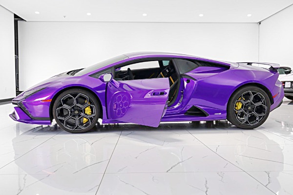 Used 2024 Lamborghini Huracan Tecnica/LEASE OPTIONS AVAILABLE for sale $359,000 at F.C. Kerbeck Aston Martin in Palmyra NJ 08065 4