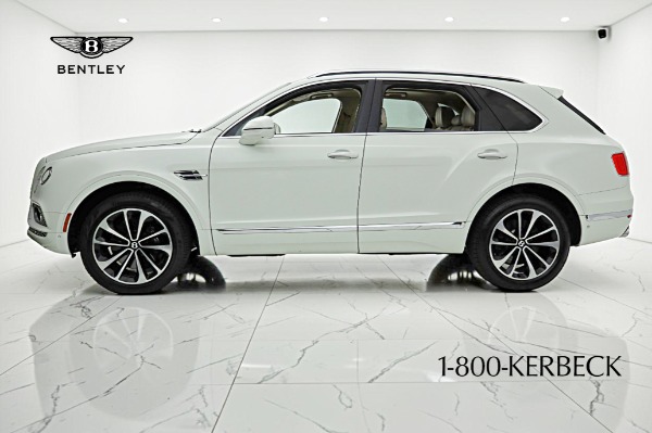 Used 2017 Bentley Bentayga W12 for sale $75,000 at F.C. Kerbeck Aston Martin in Palmyra NJ 08065 3