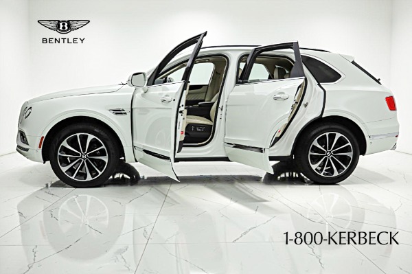 Used 2017 Bentley Bentayga W12 for sale $75,000 at F.C. Kerbeck Aston Martin in Palmyra NJ 08065 4