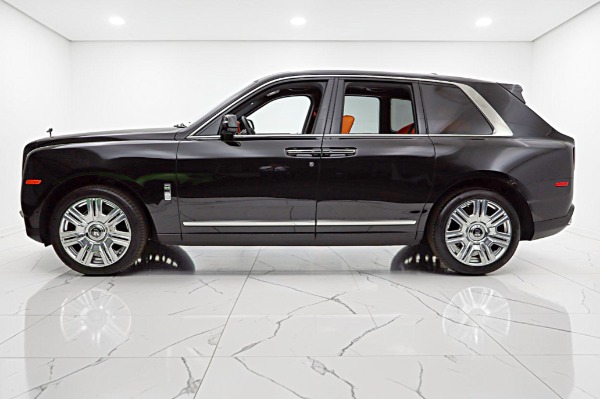Used 2022 Rolls-Royce  Cullinan for sale $319,000 at F.C. Kerbeck Aston Martin in Palmyra NJ 08065 3