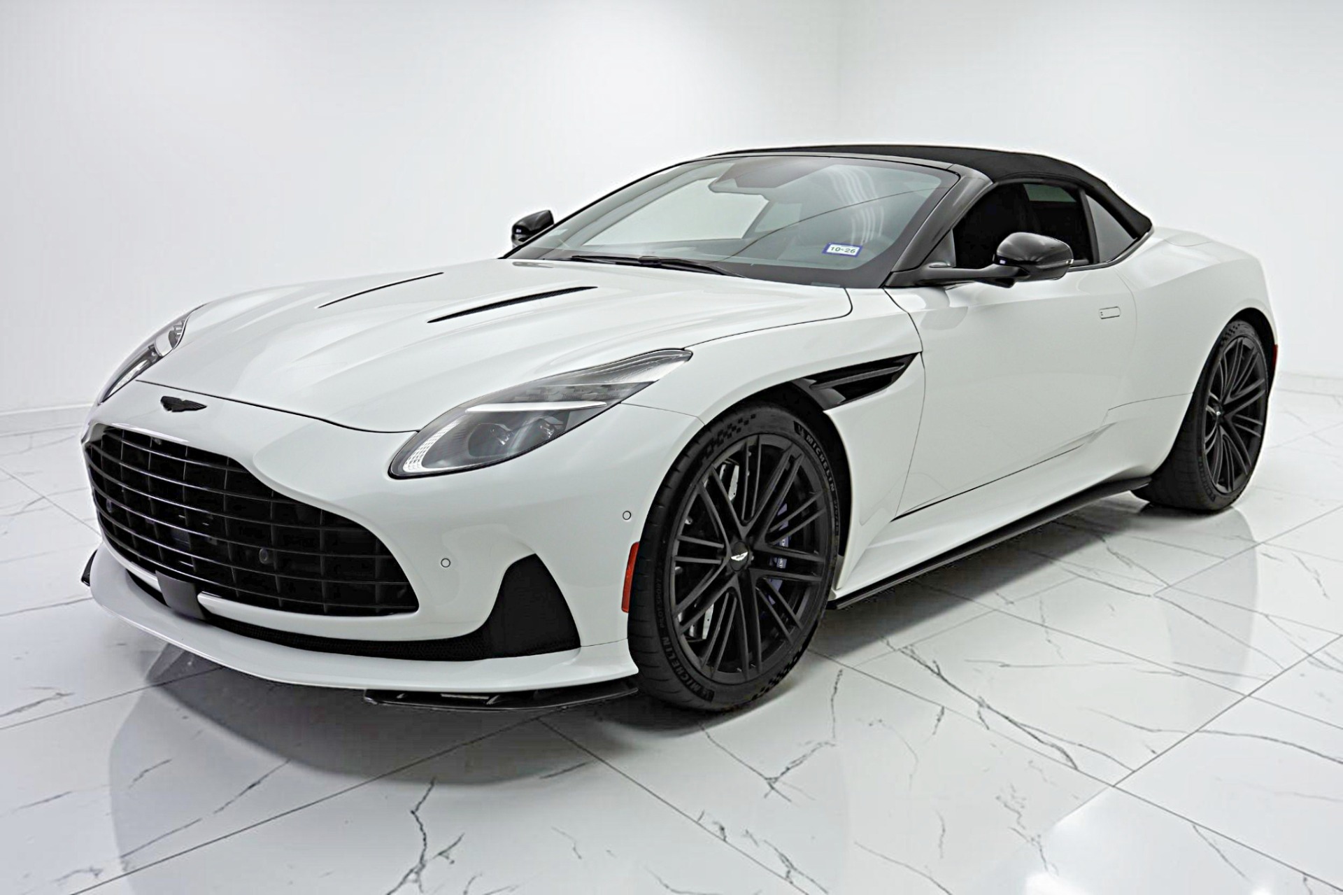 2024 Aston Martin DB12 Base - Photo 24