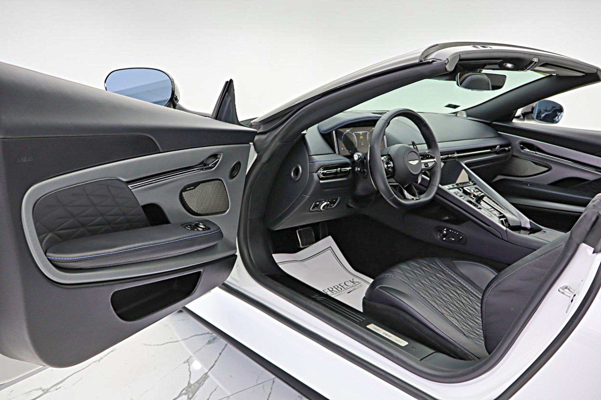 2024 Aston Martin DB12 Base - Photo 52