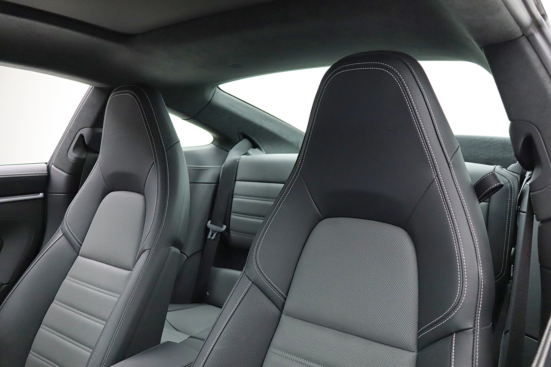2023 Porsche 911 Turbo S - Photo 25