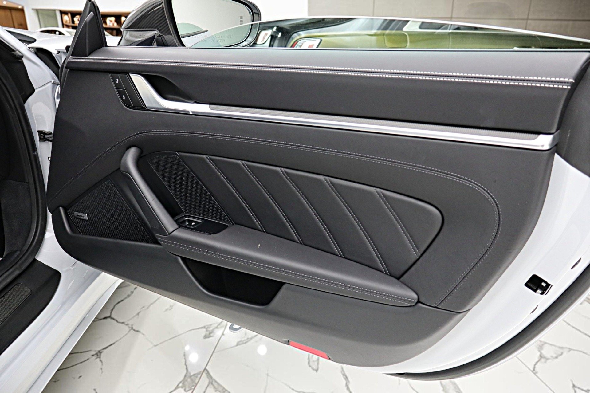 2023 Porsche 911 Turbo S - Photo 35